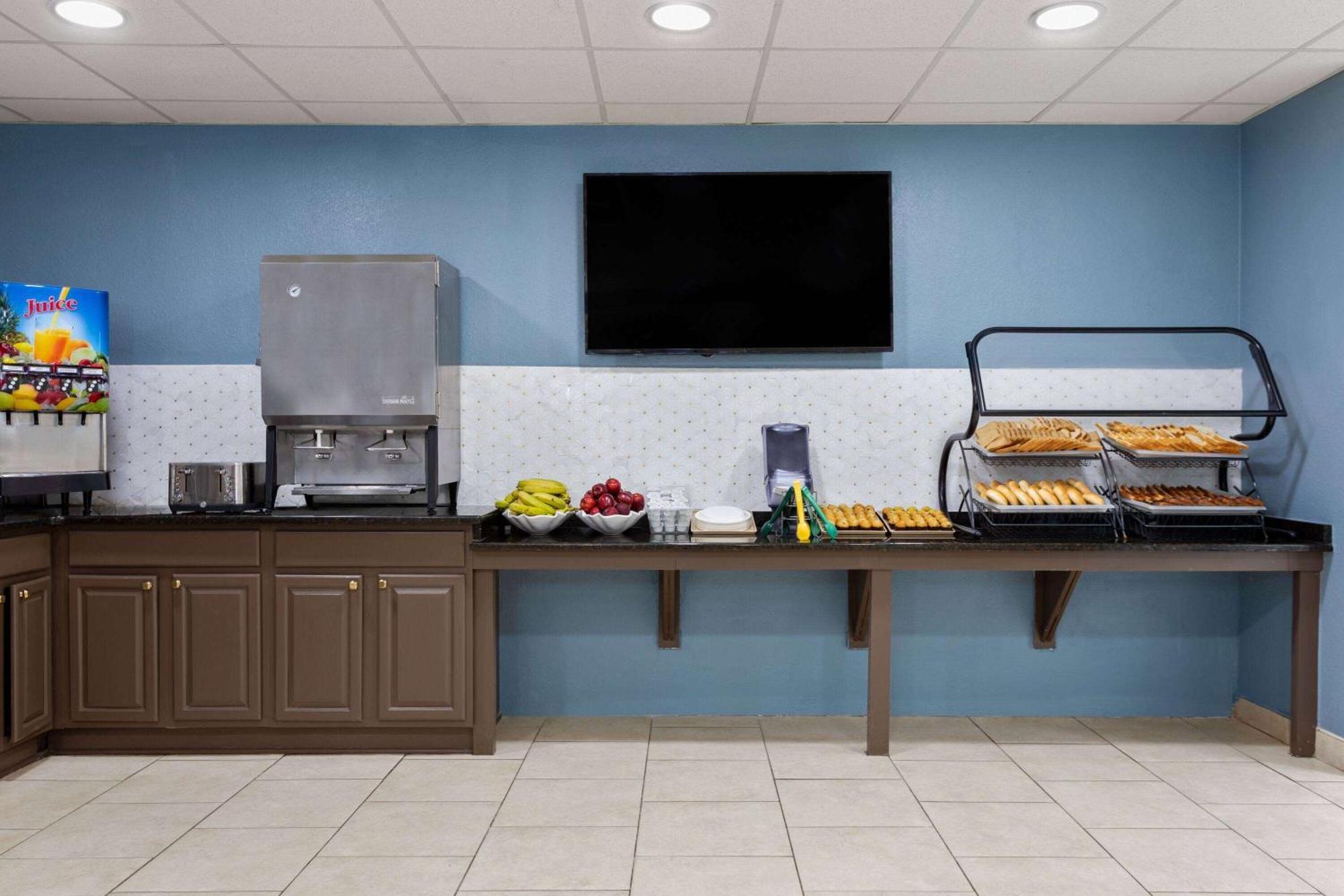 Baymont By Wyndham Orlando-International Dr-Universal Blvd Buitenkant foto